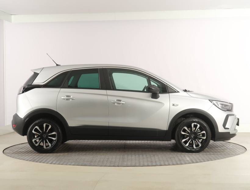 Opel Crossland, 2023