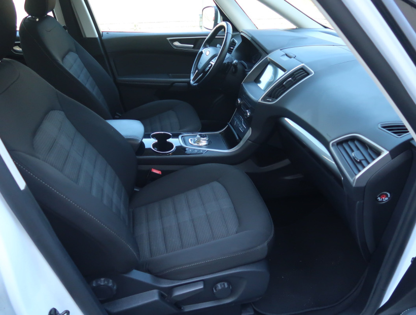Ford Galaxy, 2022
