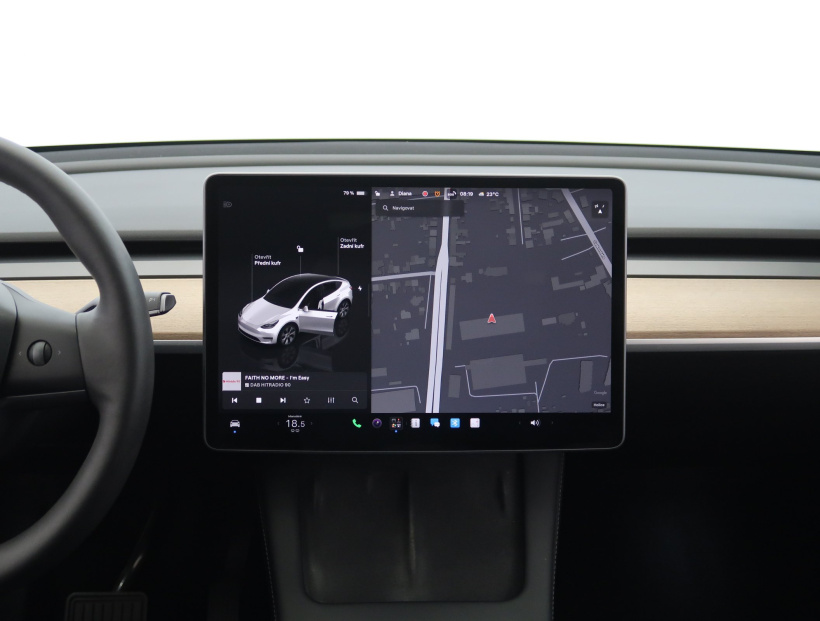 Tesla Model Y, 2022
