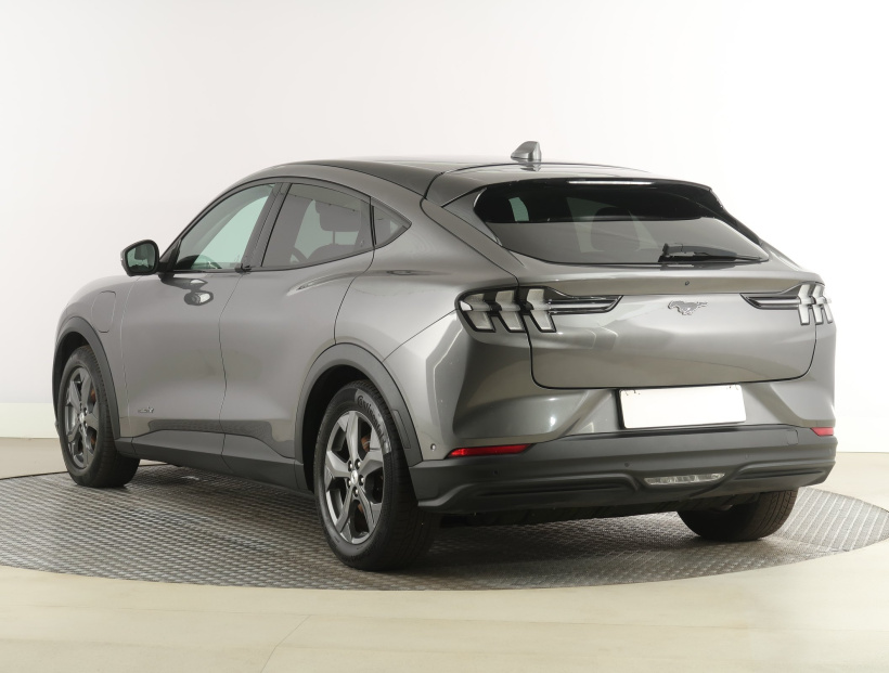 Ford Mustang Mach-E, 2021