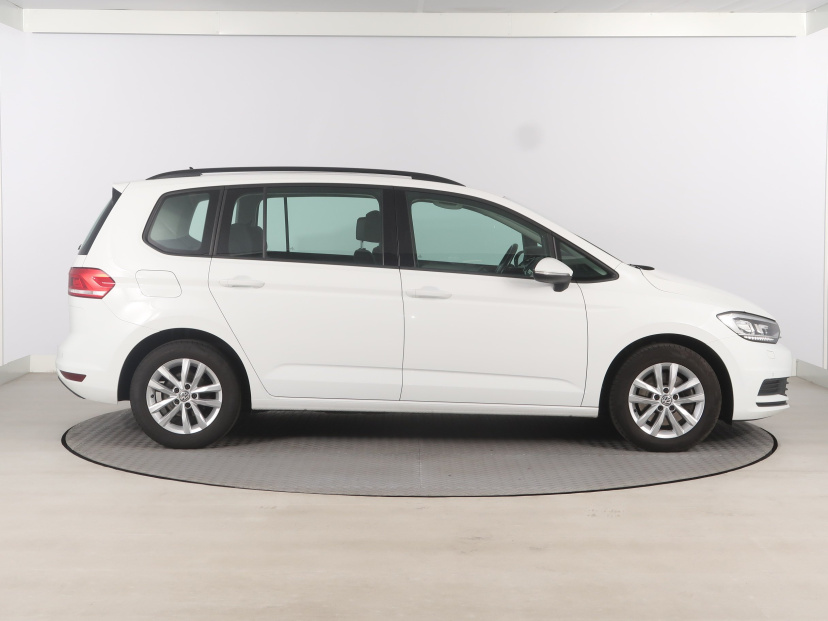 Volkswagen Touran, 2019