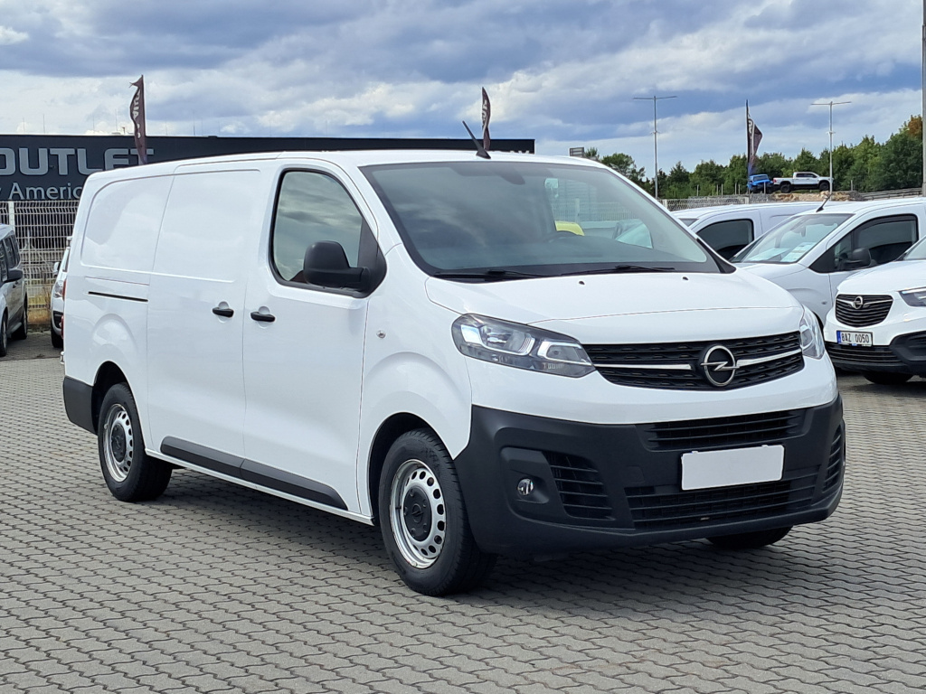 Opel Vivaro, 2022