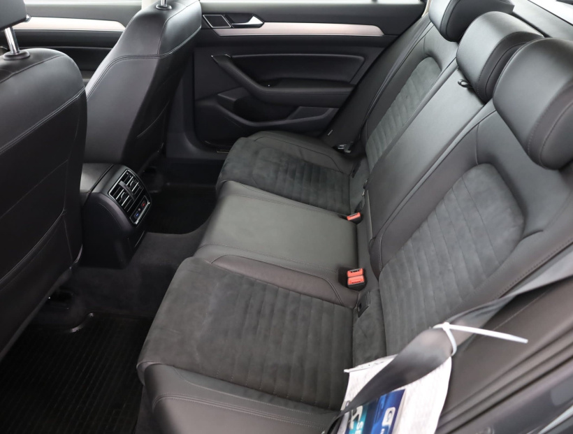 Volkswagen Passat, 2018