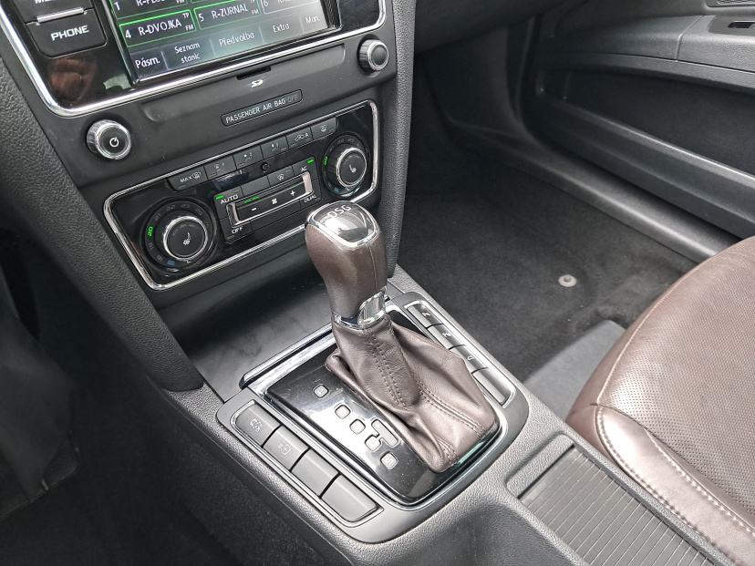 Škoda Superb, 2013