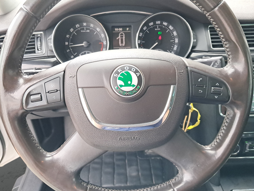 Škoda Superb, 2013