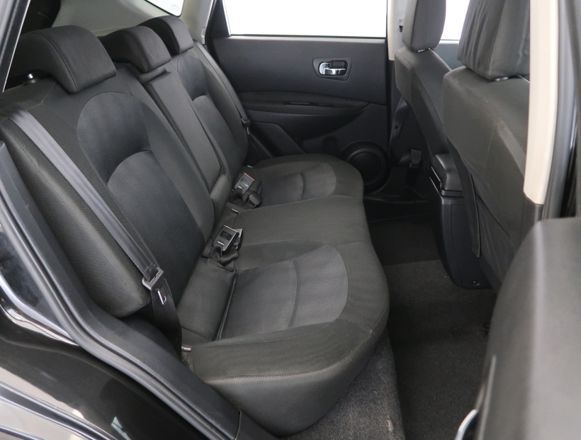 Nissan Qashqai, 2011