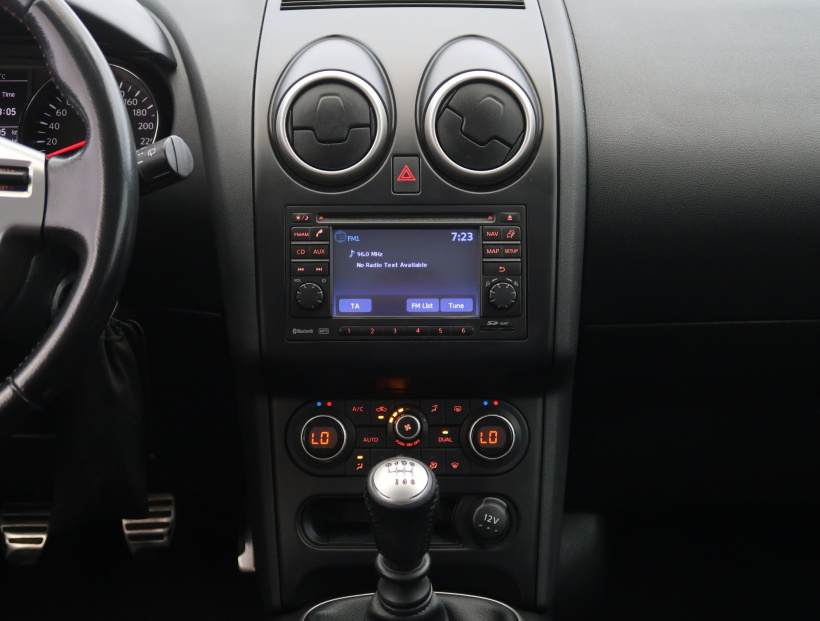 Nissan Qashqai, 2011