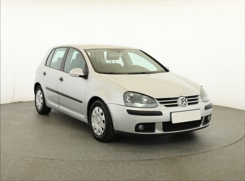 Volkswagen Golf, 2003