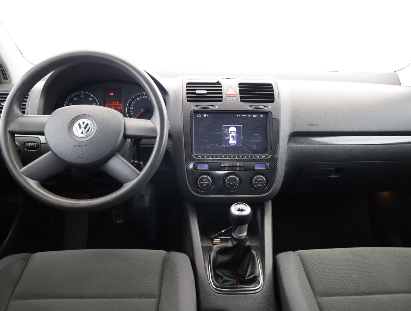 Volkswagen Golf, 2003
