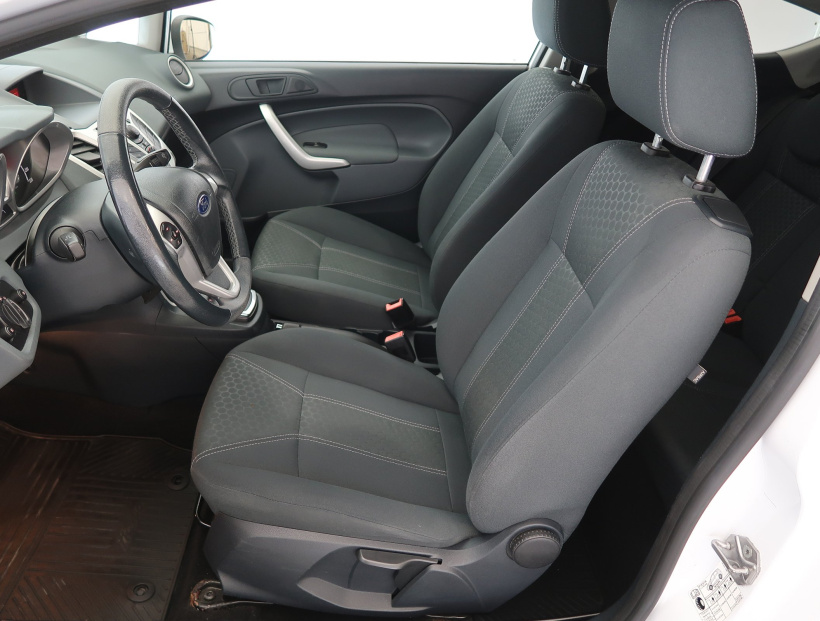 Ford Fiesta, 2011