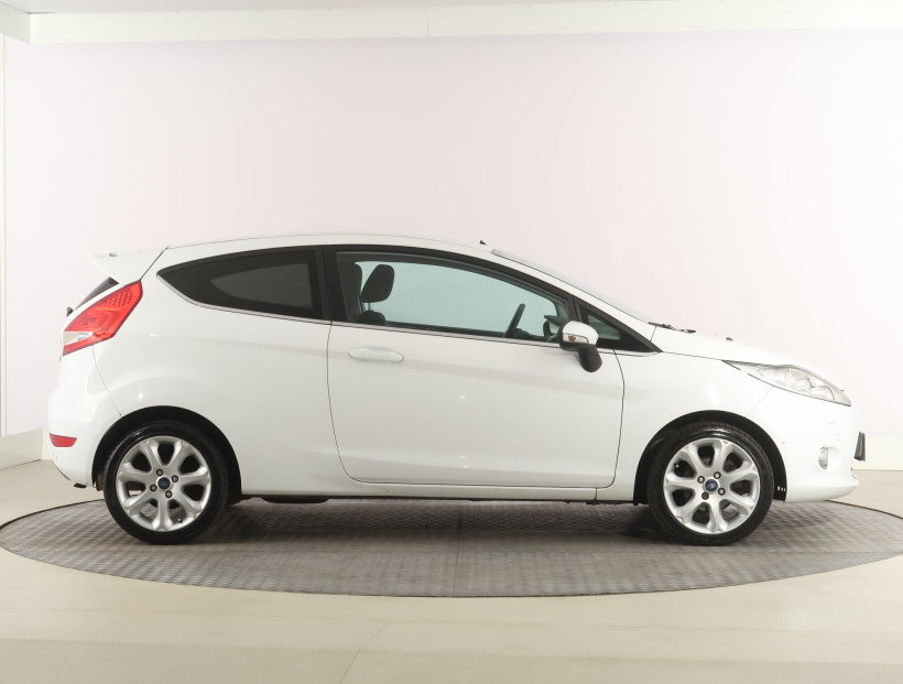 Ford Fiesta, 2011