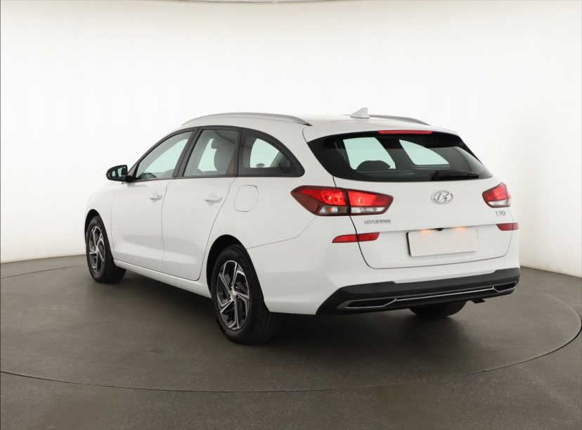 Hyundai i30, 2021