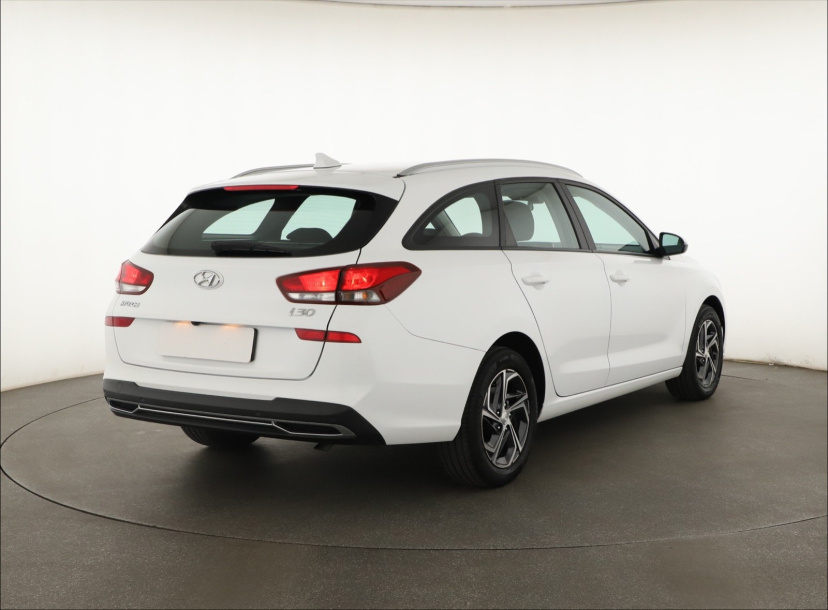 Hyundai i30, 2021