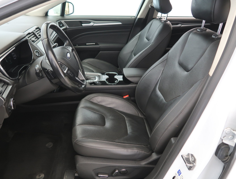 Ford Mondeo, 2016