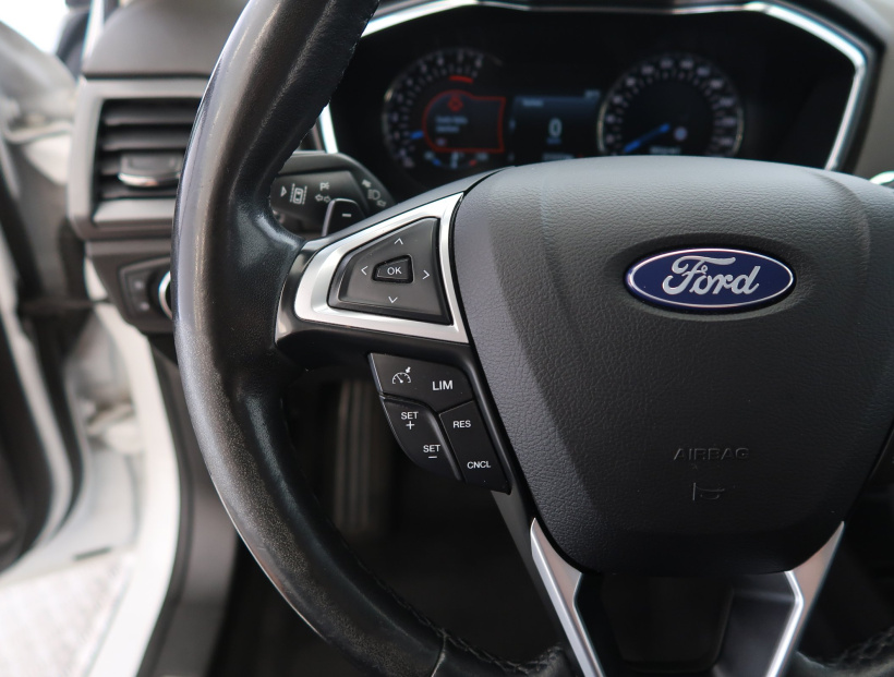 Ford Mondeo, 2016
