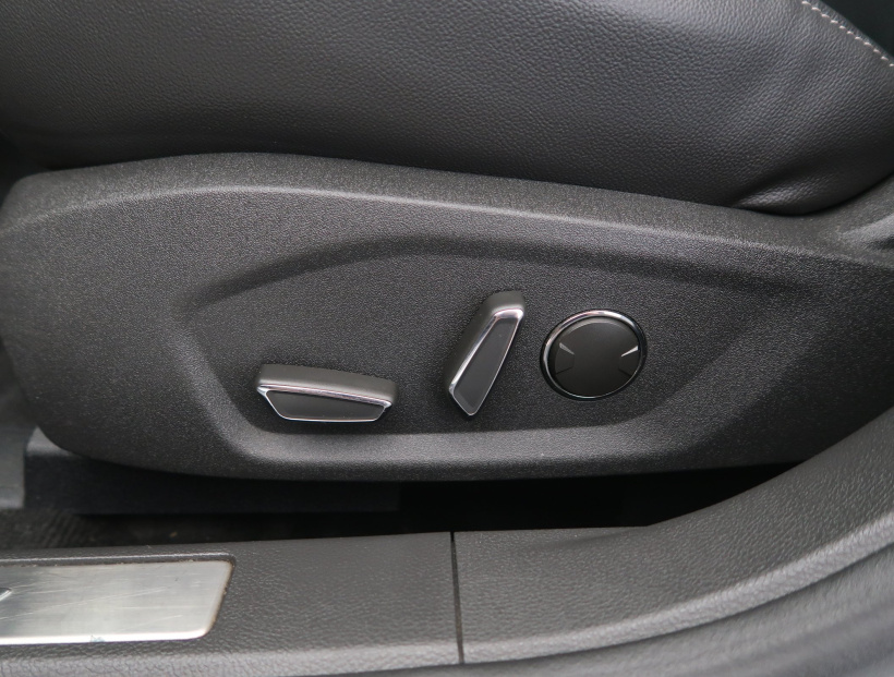 Ford Mondeo, 2016