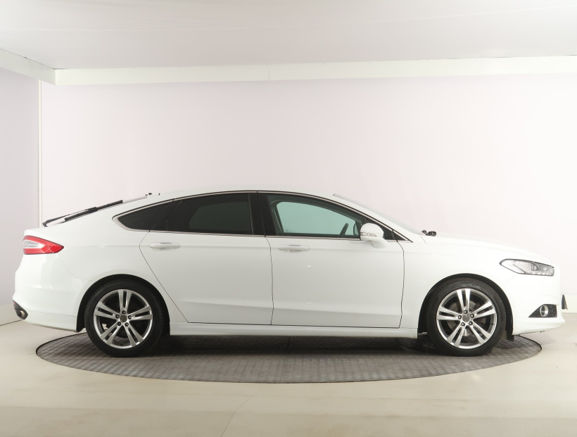 Ford Mondeo, 2016