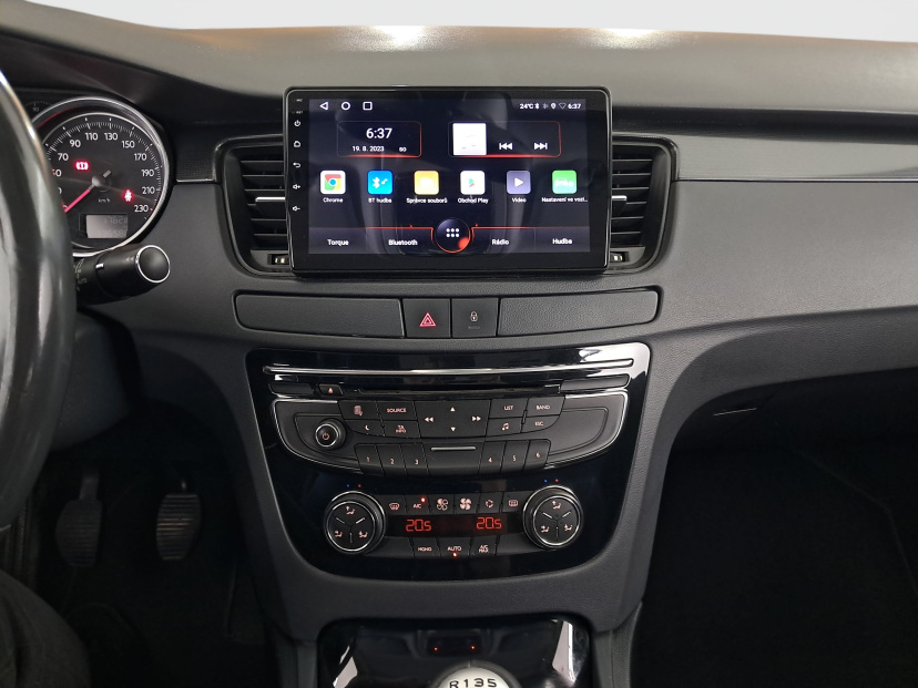 Peugeot 508, 2011