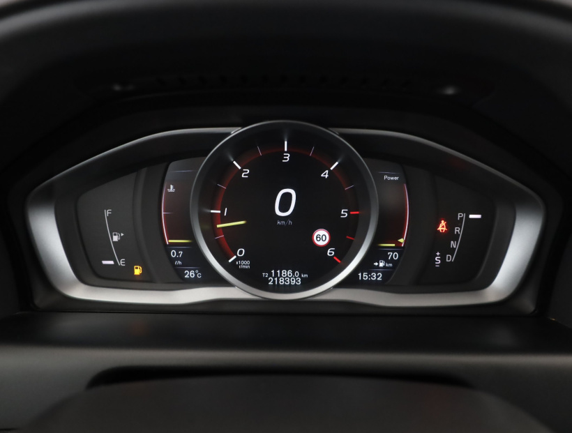Volvo XC60, 2015