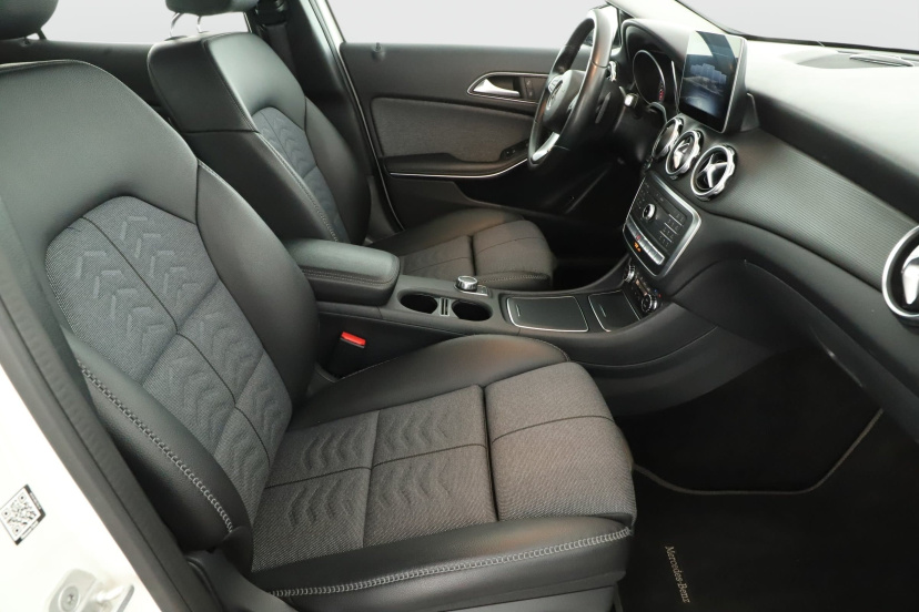 Mercedes-Benz GLA, 2017