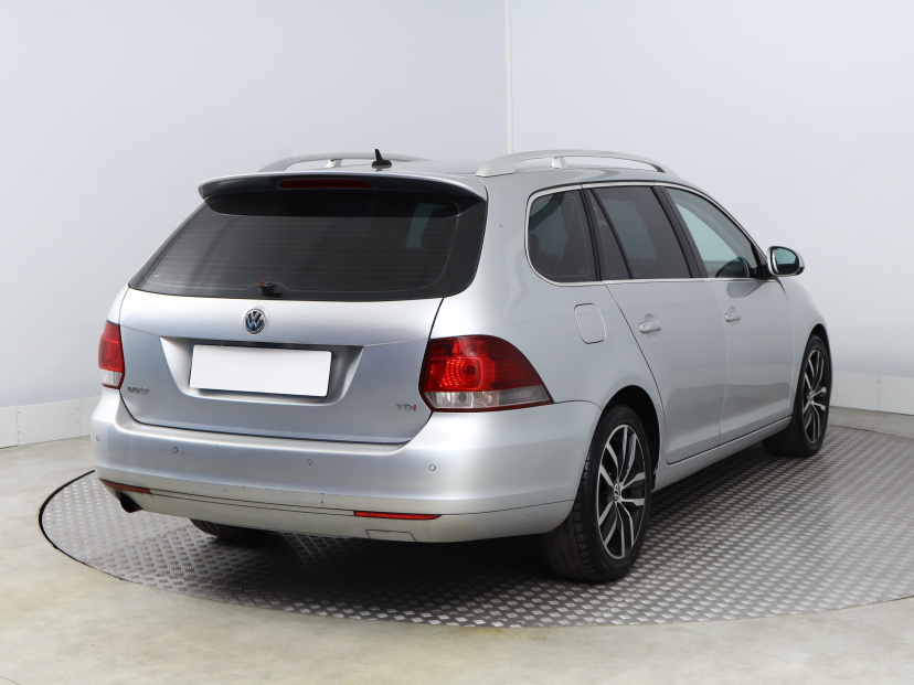 Volkswagen Golf, 2011