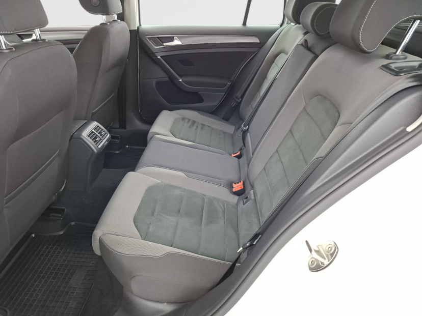 Volkswagen Golf, 2020
