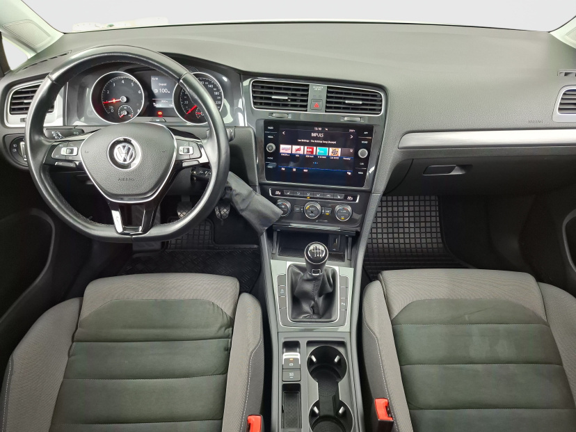 Volkswagen Golf, 2020