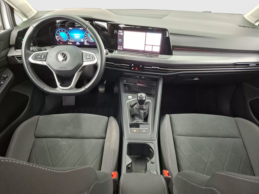 Volkswagen Golf, 2021