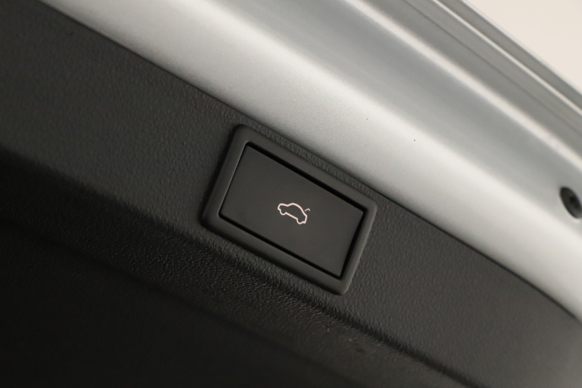 Škoda Octavia Scout, 2021