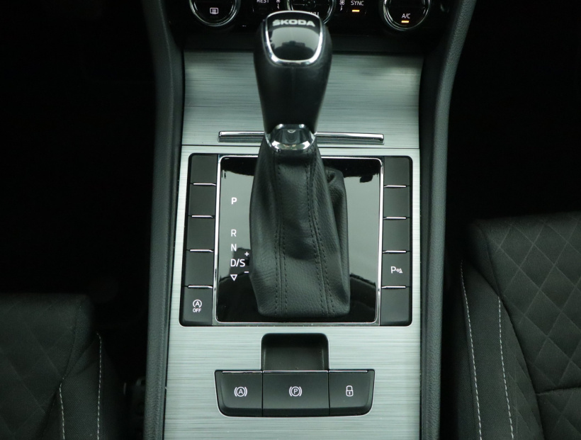 Škoda Superb, 2022