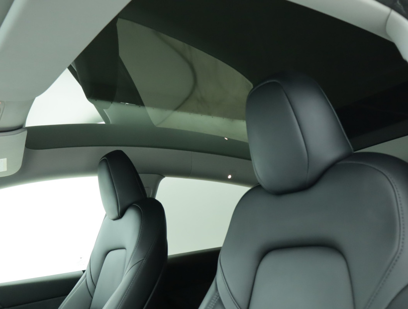 Tesla Model Y, 2023