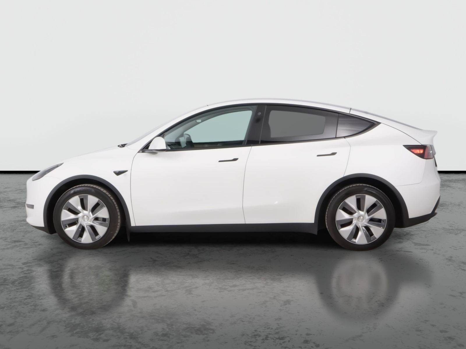 Tesla Model Y Long Range AWD – fotografie 4