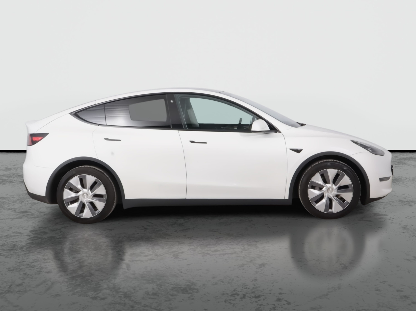 Tesla Model Y Long Range AWD – fotografie 8
