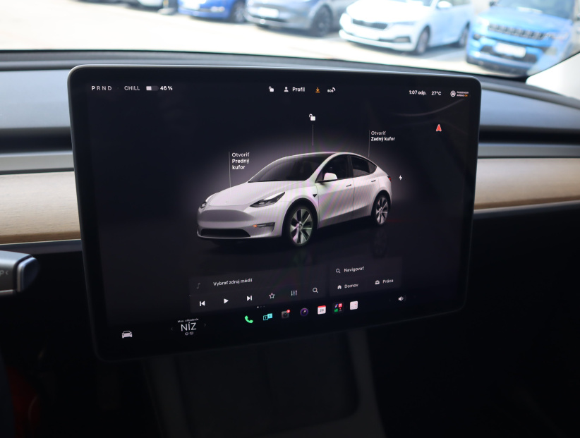 Tesla Model Y, 2022