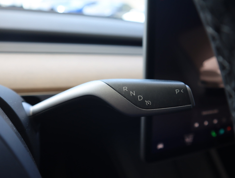 Tesla Model Y, 2022