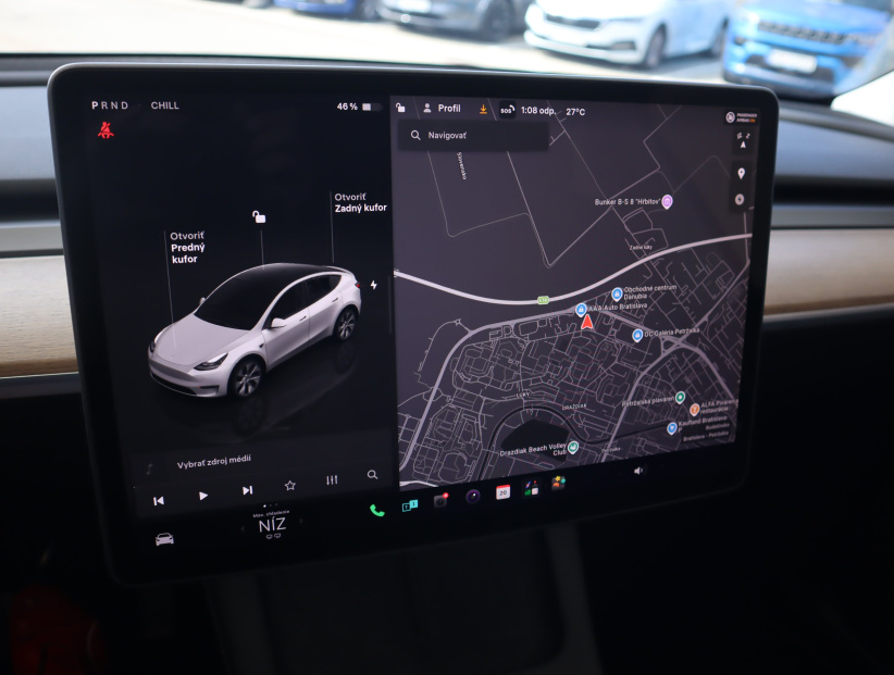 Tesla Model Y, 2022