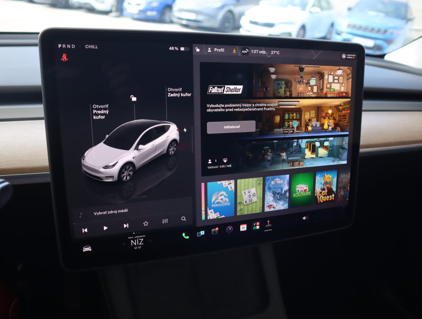 Tesla Model Y, 2022