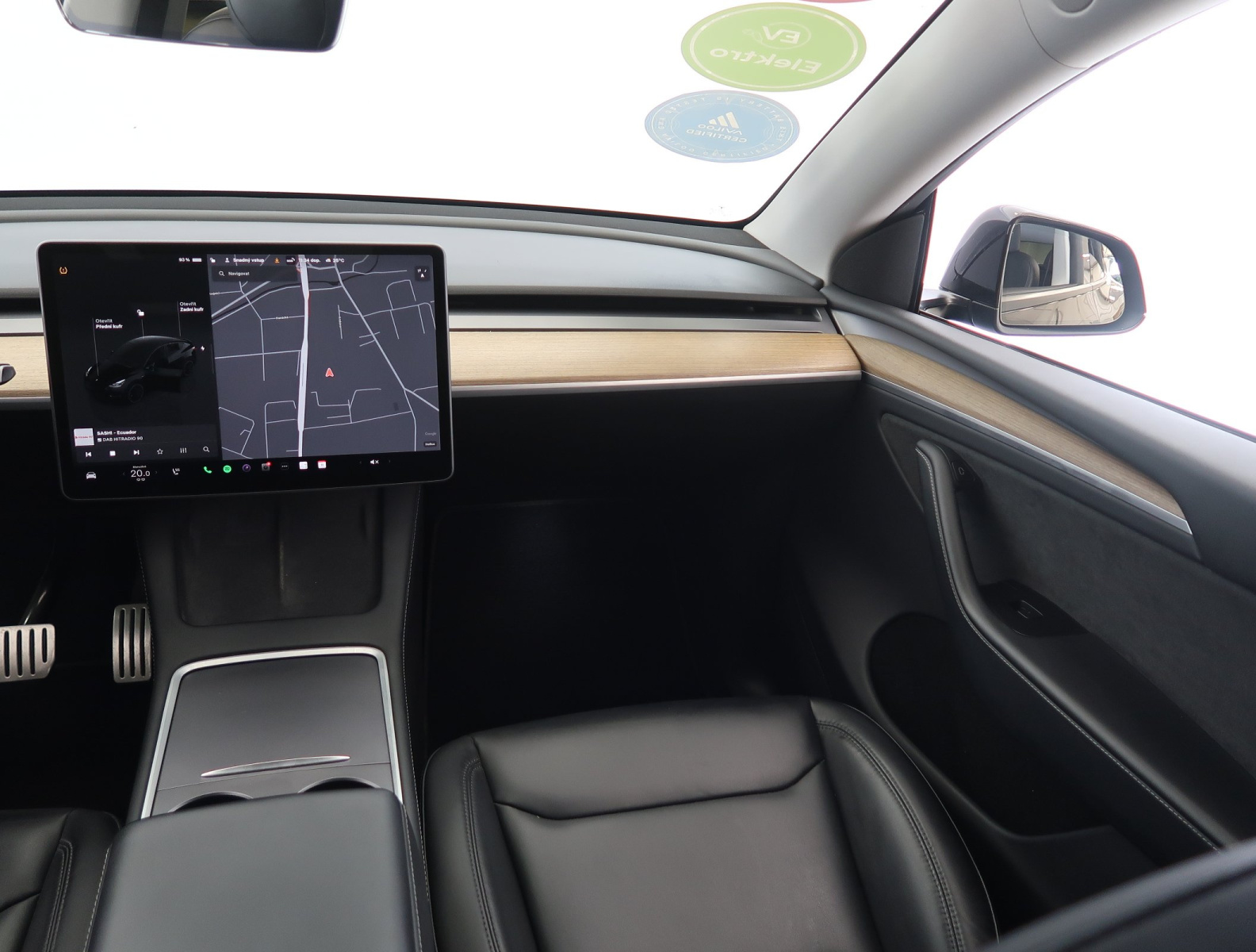 Tesla Model Y Long Range AWD – fotografie 11
