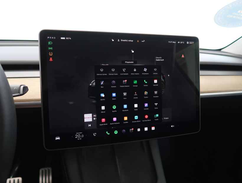 Tesla Model Y, 2022