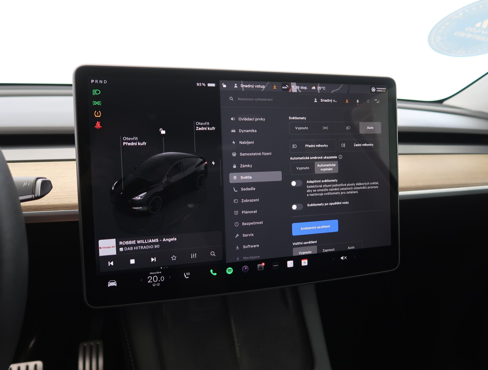 Tesla Model Y Long Range AWD – fotografie 29