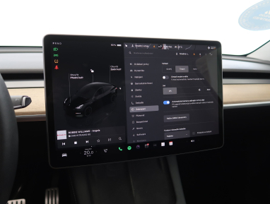 Tesla Model Y - 2022
