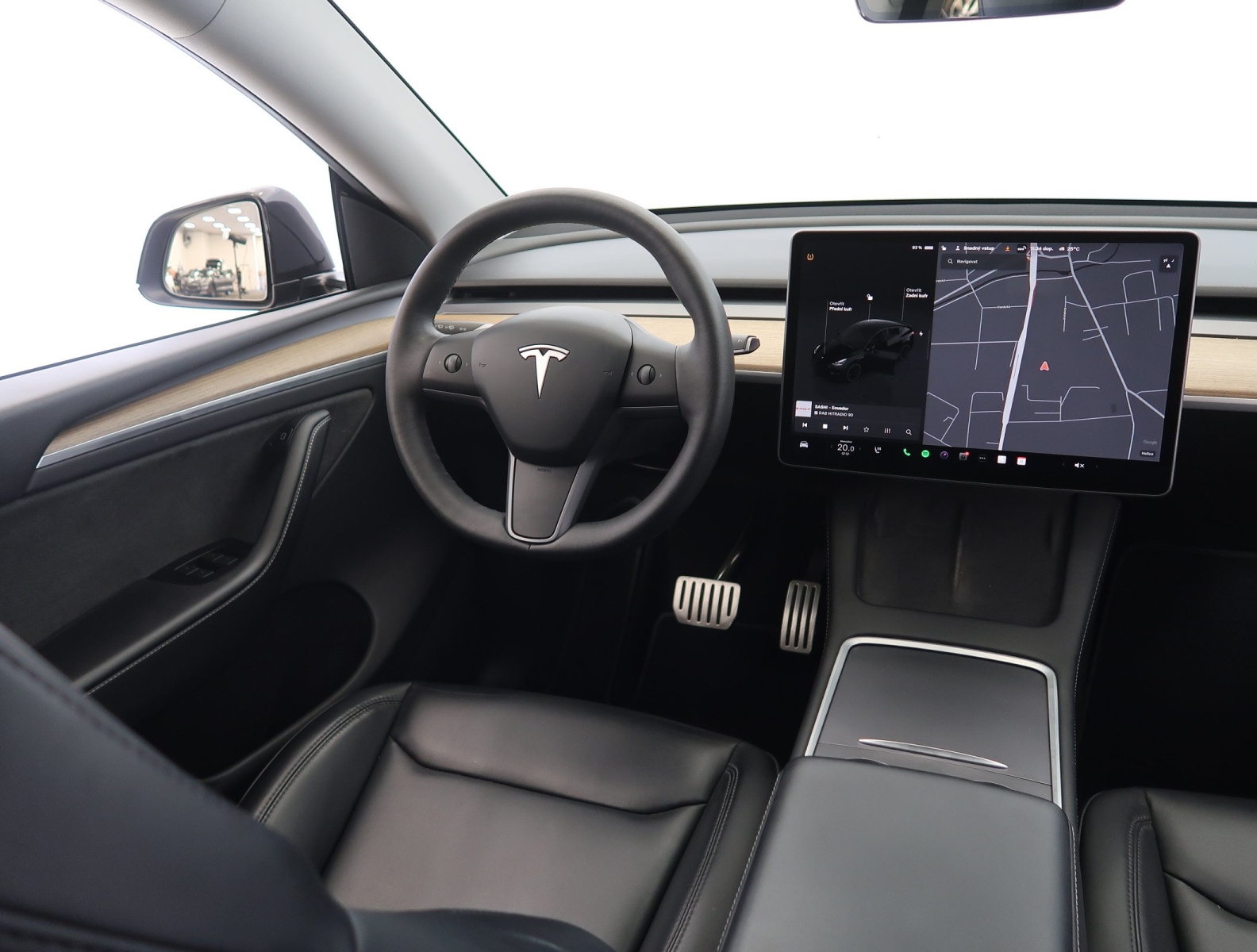 Tesla Model Y Long Range AWD – fotografie 9
