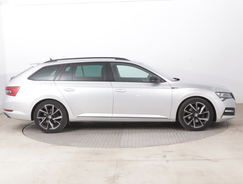 Škoda Superb, 2022