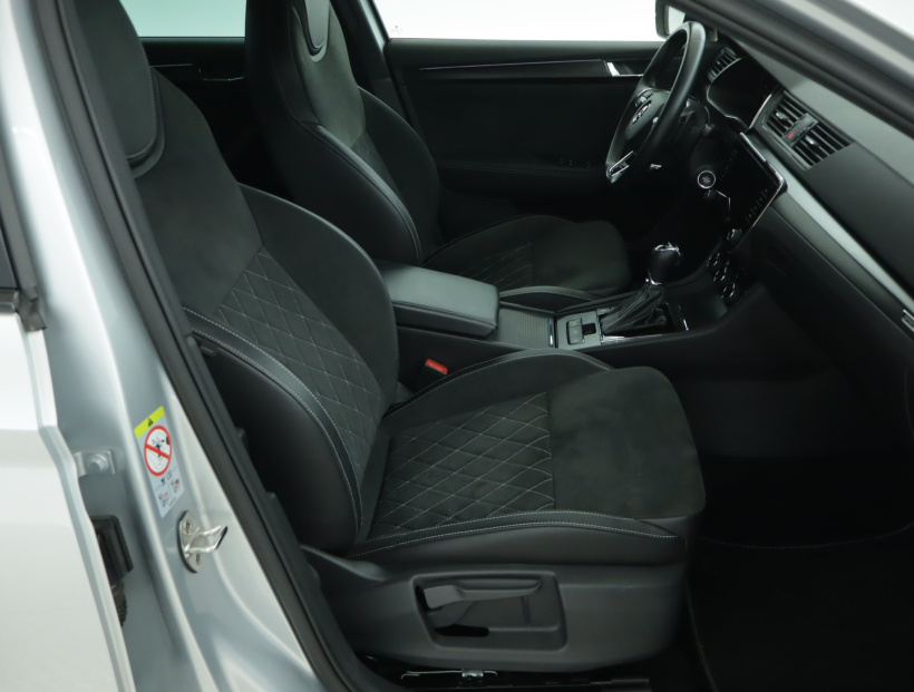 Škoda Superb, 2023