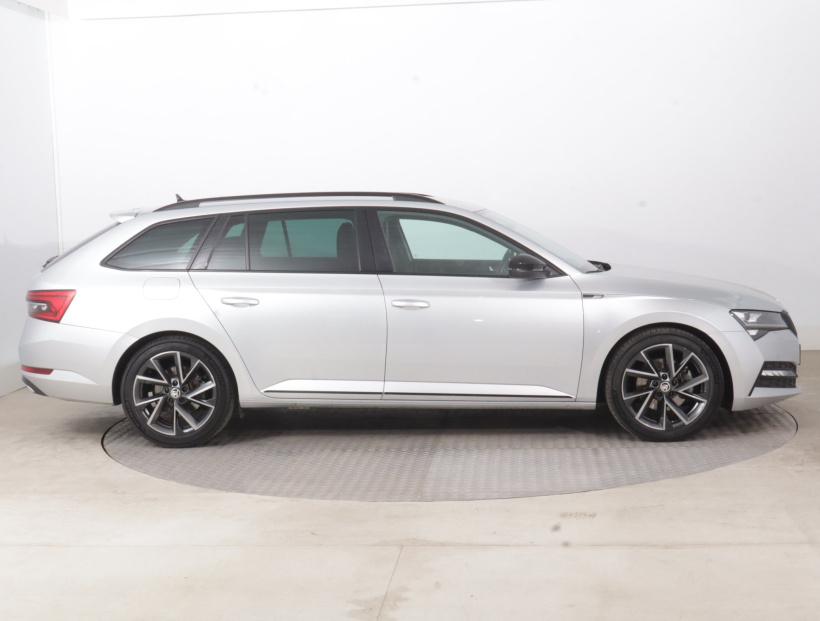 Škoda Superb, 2023