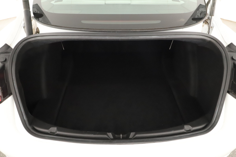 Tesla Model 3, 2021