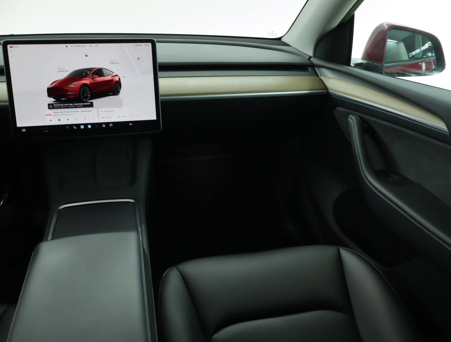 Tesla Model Y Long Range AWD – fotografie 11