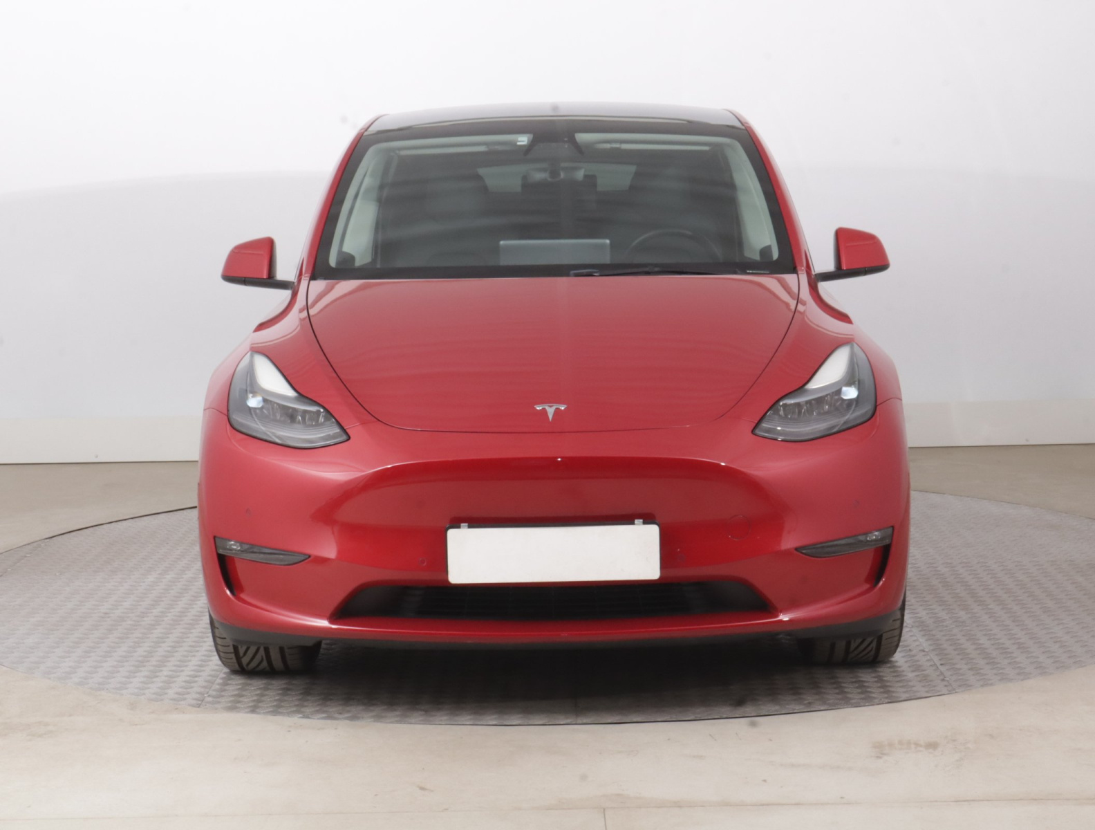 Tesla Model Y Long Range AWD – fotografie 2