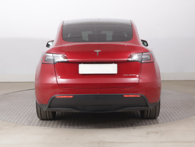 Tesla Model Y - 2022