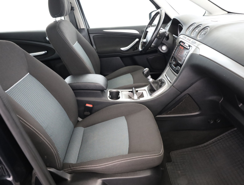 Ford Galaxy, 2010